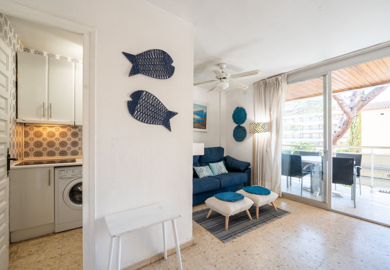 Apartament en Salou - FMP & MARITIM TEAL * WiFI * 1ª LÍNIA