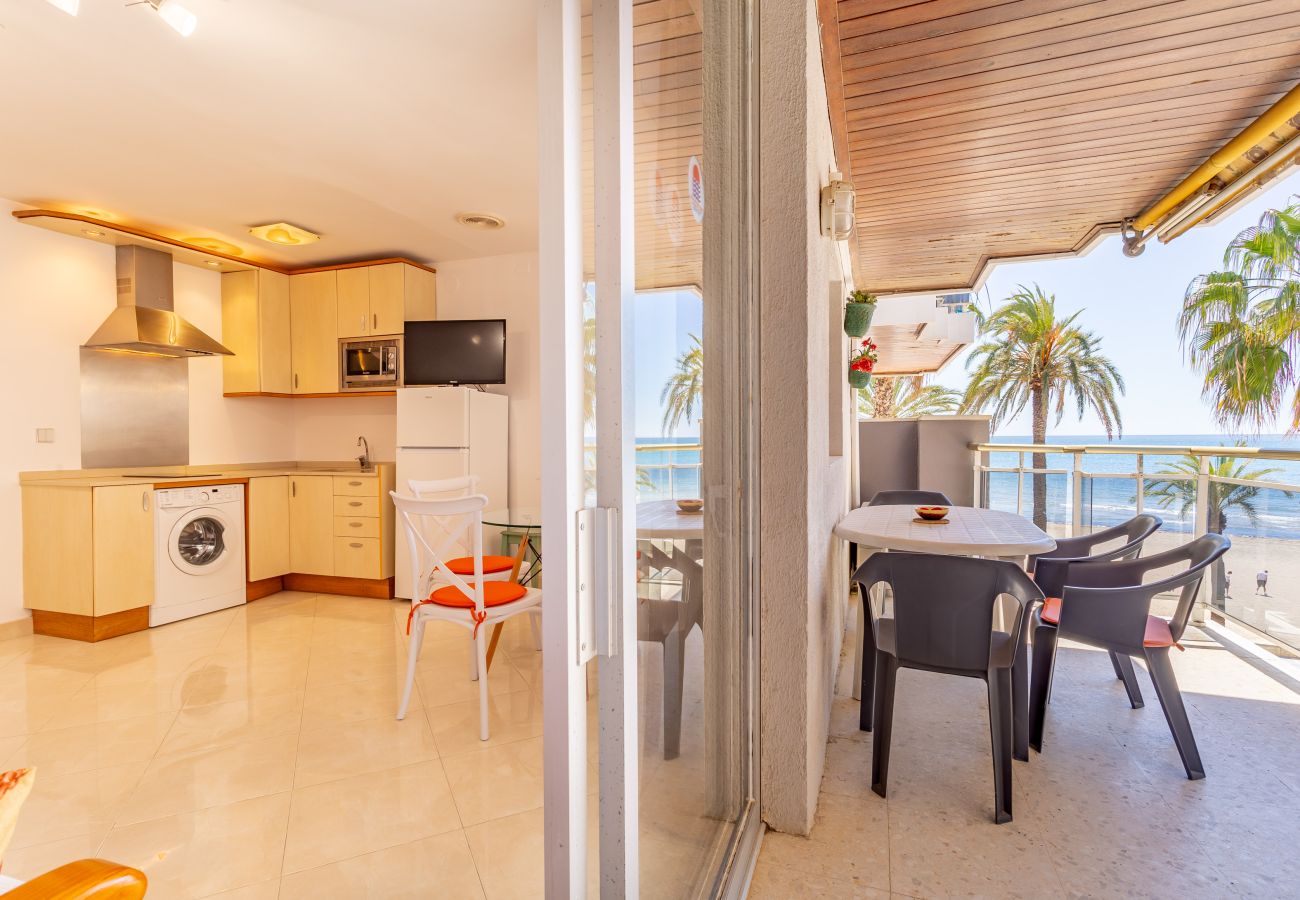 Ferienwohnung in Salou - FMP & MARITIM LAVANDA * WiFi * SEITLICHEM MEERBLICK