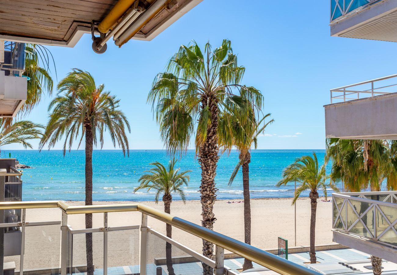 Ferienwohnung in Salou - FMP & MARITIM LAVANDA * WiFi * SEITLICHEM MEERBLICK