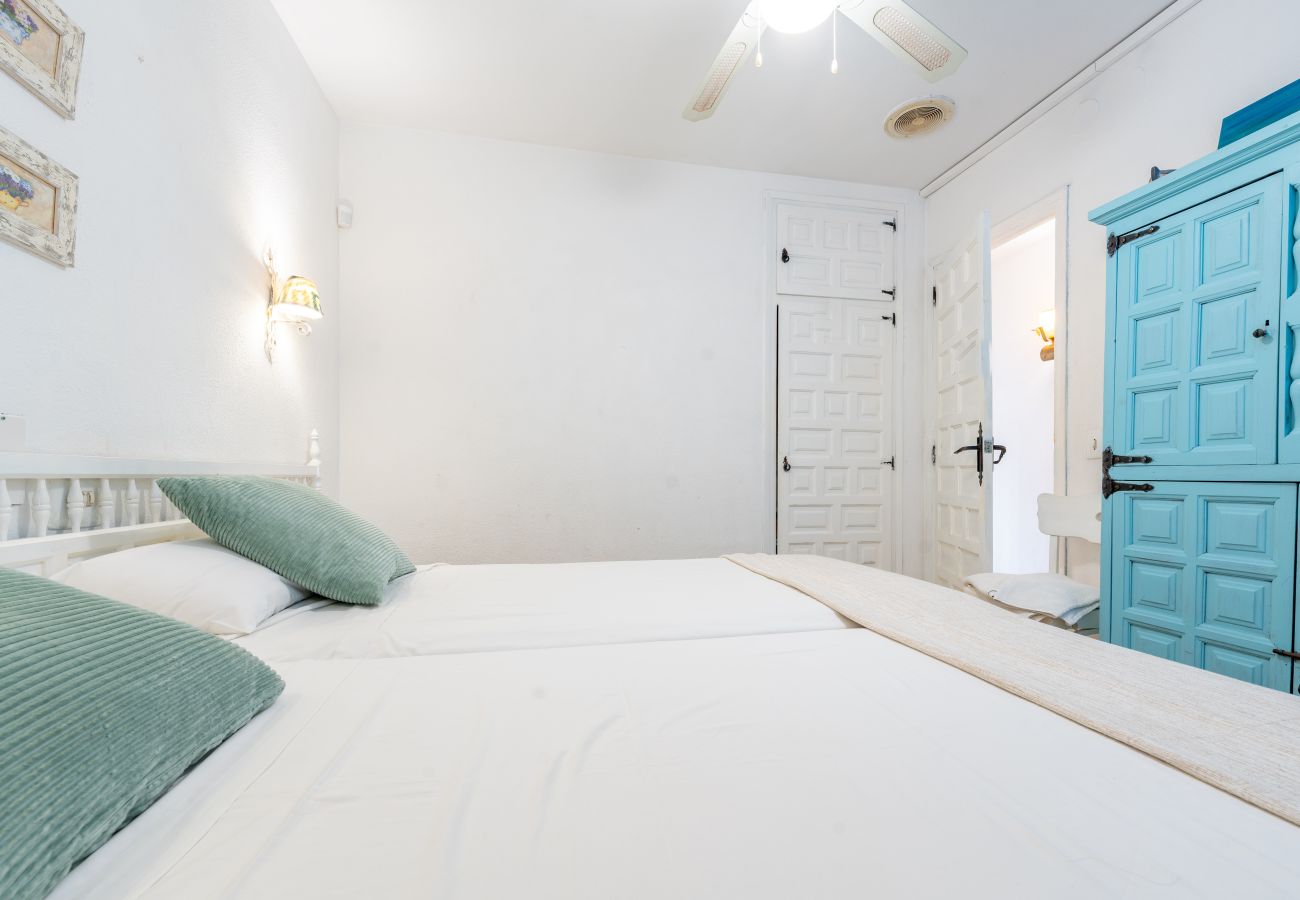 Ferienwohnung in Salou - FMP & MARITIM TEAL * WiFI * 1. STRANDREIHE