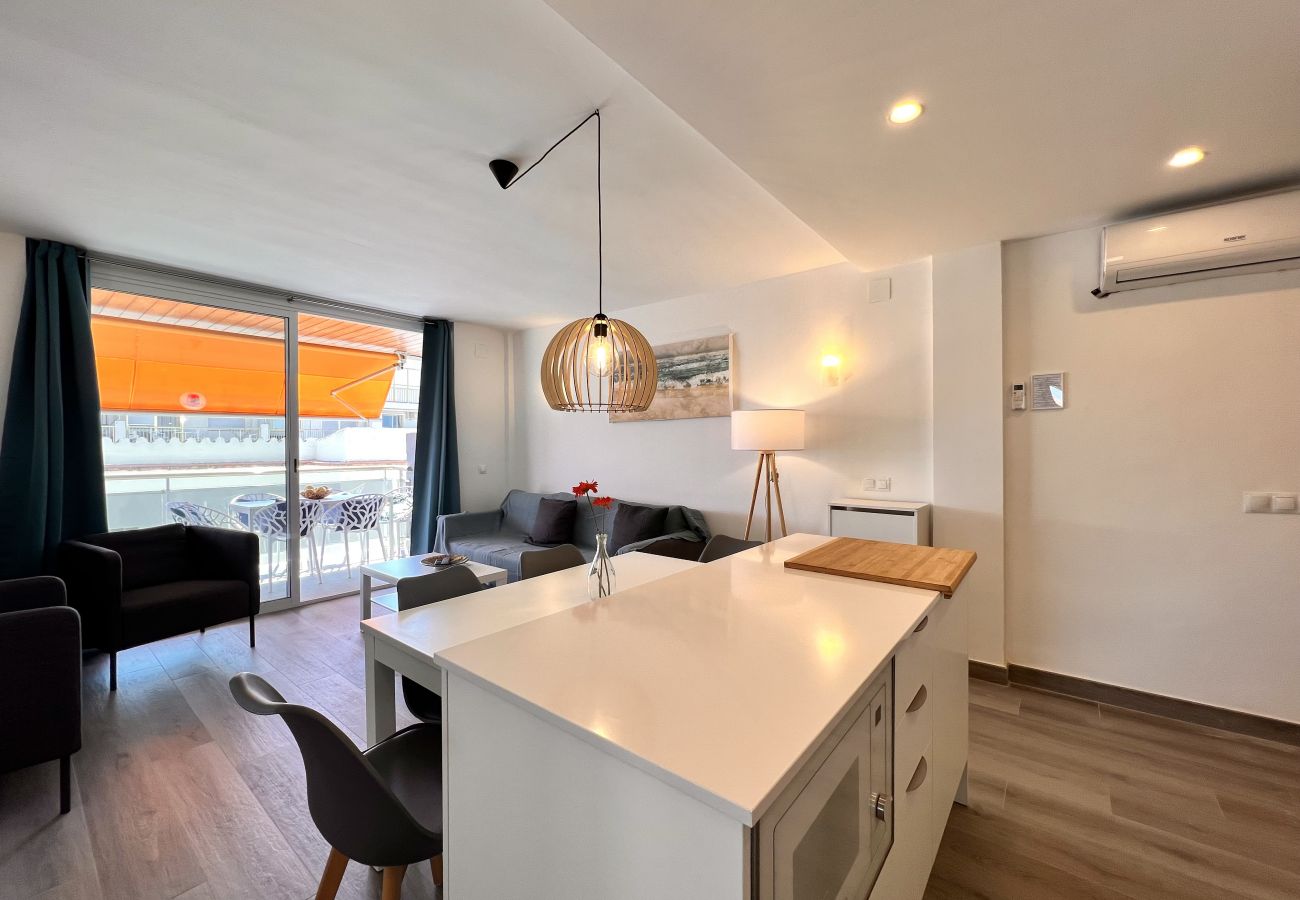 Ferienwohnung in Salou - FMP & MARITIM AZZURE * SEITLICHEM MEERBLICK