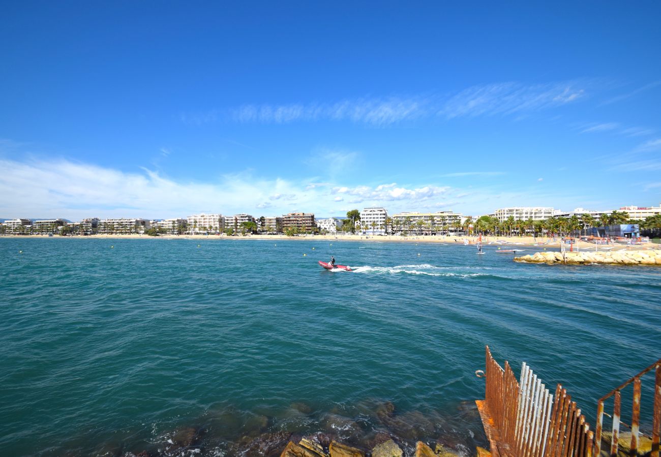 Ferienwohnung in Salou - FMP & MUNTANYA AMBAR  * SEITLICHEM MEERBLICK