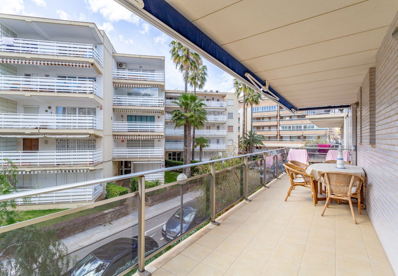 Ferienwohnung in Salou - FMP & MUNTANYA AMBAR  * SEITLICHEM MEERBLICK