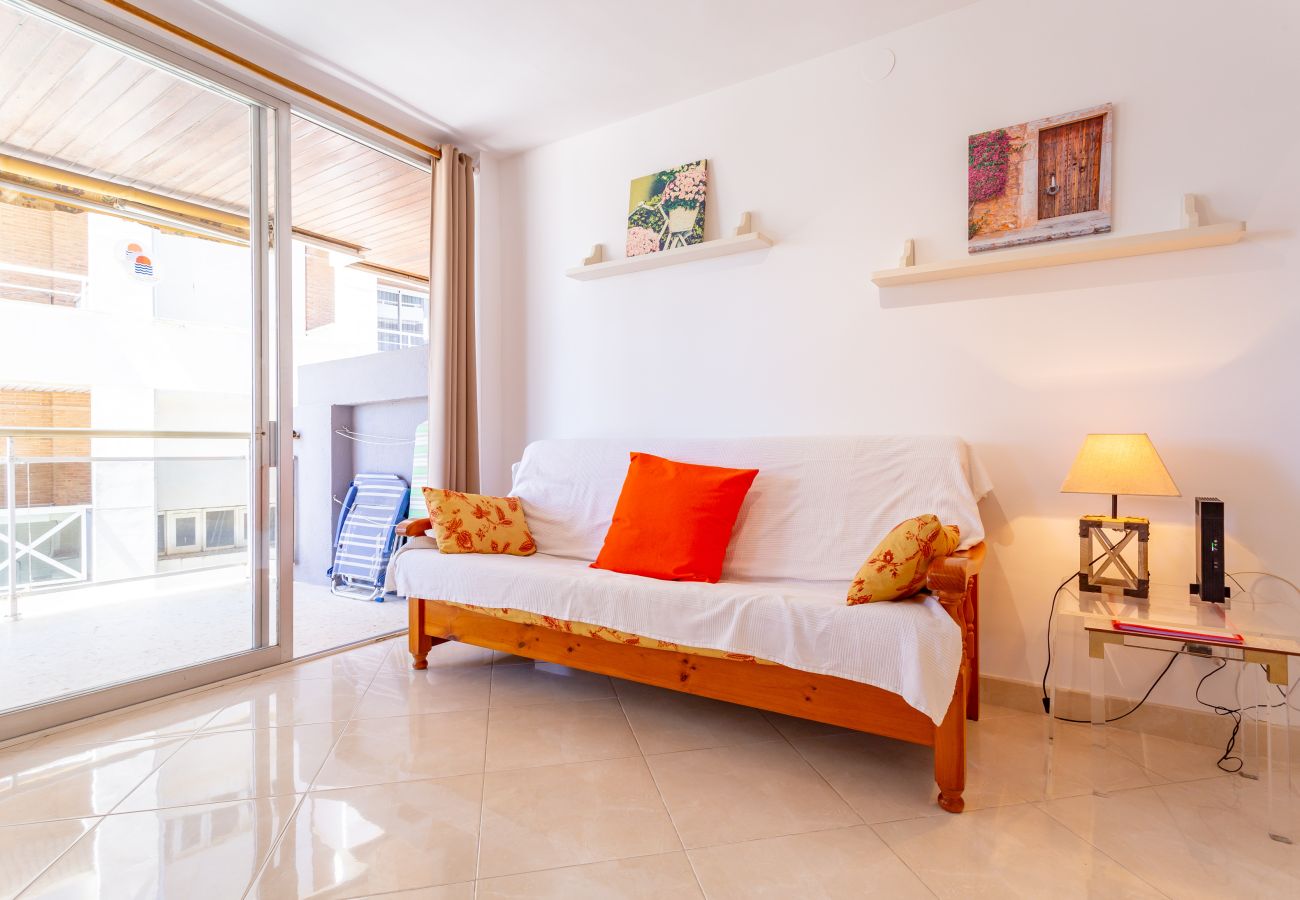 Apartment in Salou - FMP & MARITIM LAVANDA * WiFi * LATERAL SEA VIEW